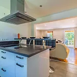 Grosses Reihenhaus 100 M2, Messe 650m, Garten Bis 9 Gaeste, Gratis Parkplaetze, Naehe Europpark & Gifiz-see Apartment Offenburg