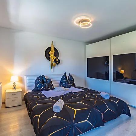 Apartman Ruhig Gelegenes Reihenhaus Naehe Europapark & Messe, Haustiere Kostenlos Fuer Familien Und Geschaeftsreisende, Rechnung Auf Anfrage Moeglich