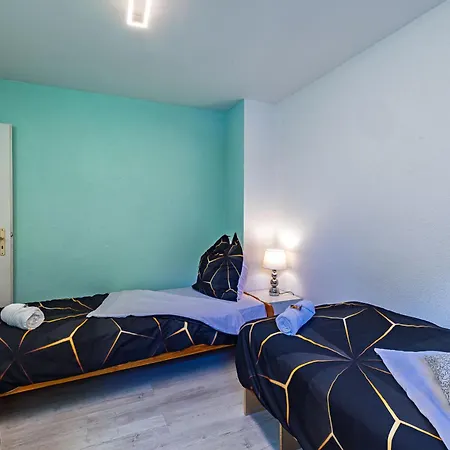 Ruhig Gelegenes Reihenhaus Naehe Europapark & Messe, Haustiere Kostenlos Fuer Familien Und Geschaeftsreisende, Rechnung Auf Anfrage Moeglich Apartman Offenburg