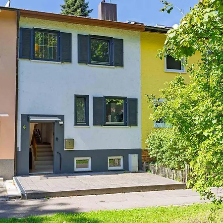 Ruhig Gelegenes Reihenhaus Naehe Europapark & Messe, Haustiere Kostenlos Fuer Familien Und Geschaeftsreisende, Rechnung Auf Anfrage Moeglich Apartman Offenburg