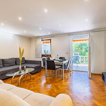 Ruhig Gelegenes Reihenhaus Naehe Europapark & Messe, Haustiere Kostenlos Fuer Familien Und Geschaeftsreisende, Rechnung Auf Anfrage Moeglich Apartman Offenburg