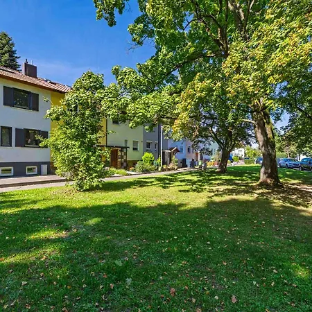 Grosses Reihenhaus 100 M2, Messe 650m, Garten Bis 9 Gaeste, Gratis Parkplaetze, Naehe Europpark & Gifiz-see אופנבורג